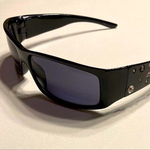Women’s low profile Rhinestone sunglasses  (New)